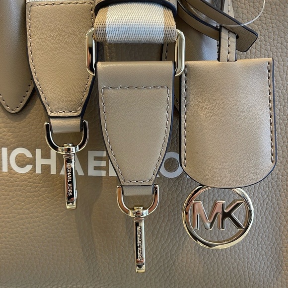 Michael Kors Mirella Small Pebbled Leather Shopper Top Zip Crossbody XBODY Tote - Picture 7 of 16